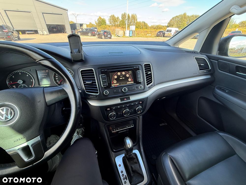 Volkswagen Sharan 2.0 TDI DSG BlueMotion Technology Comfortline - 30