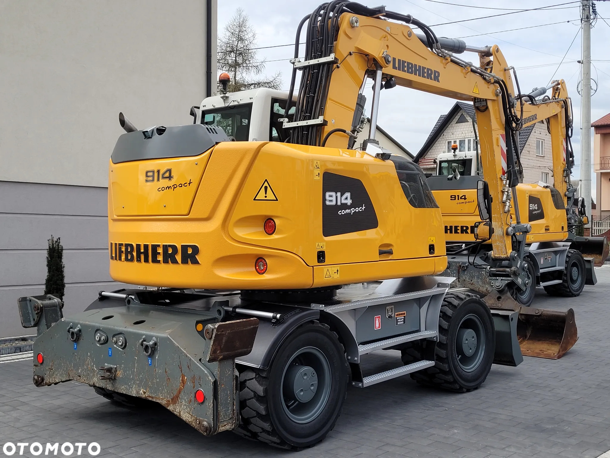 Liebherr A914 compact / 3500h / 2020rok / STAN IDEALNY / - 4
