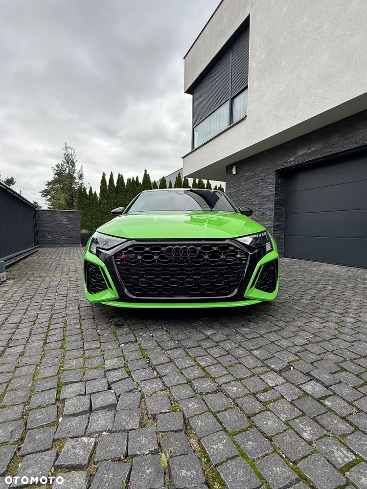Audi RS3 Limousine - 2