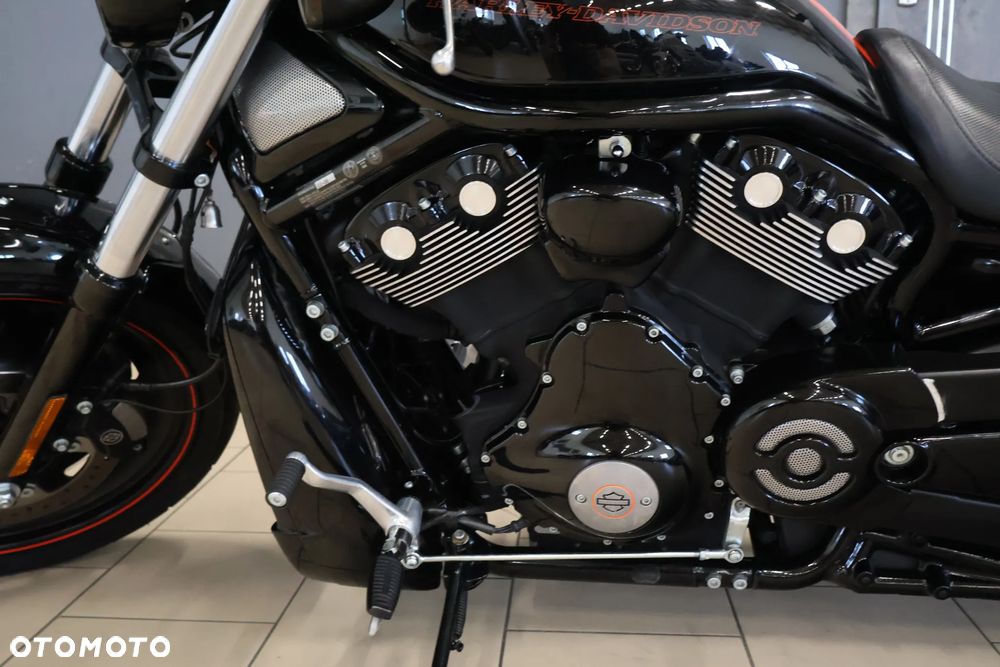 Harley-Davidson V-Rod Night Rod - 4