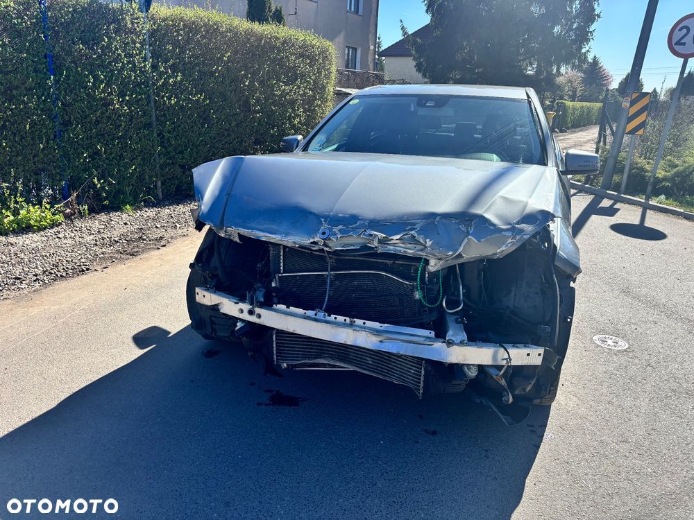 Mercedes-Benz Klasa E 250 CDI DPF BlueEFFICIENCY Automatik Elegance - 9