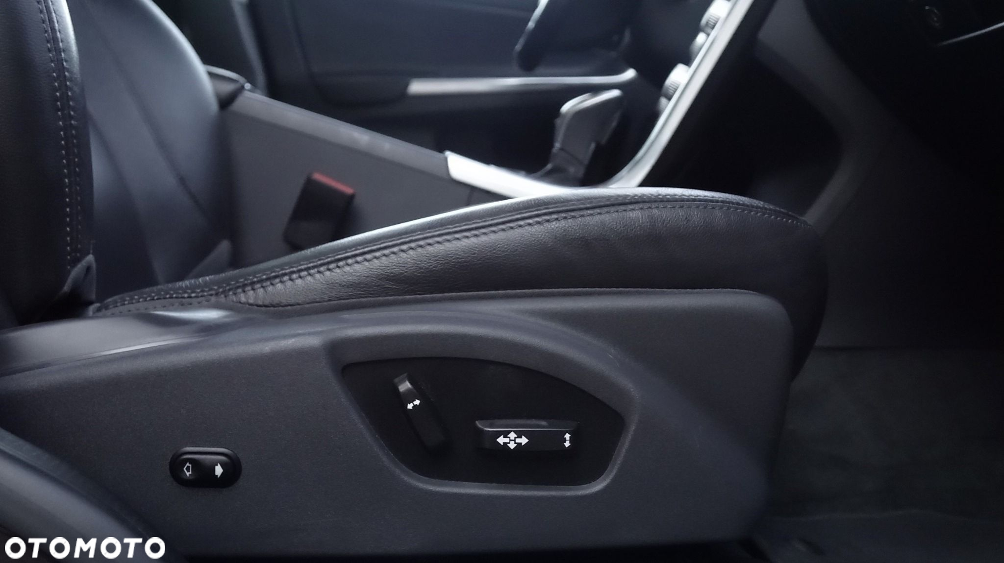 Volvo XC 60 - 32