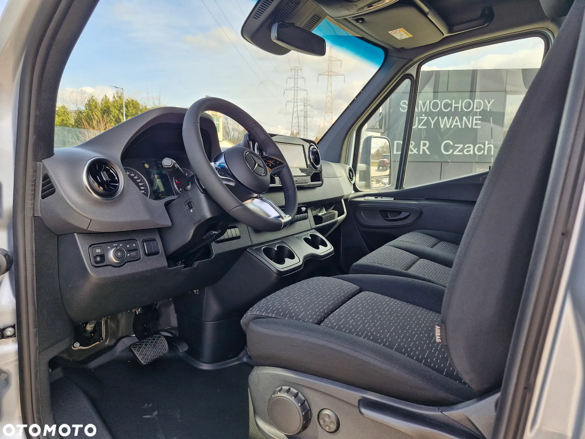 Mercedes-Benz Sprinter 319 CDI - 11