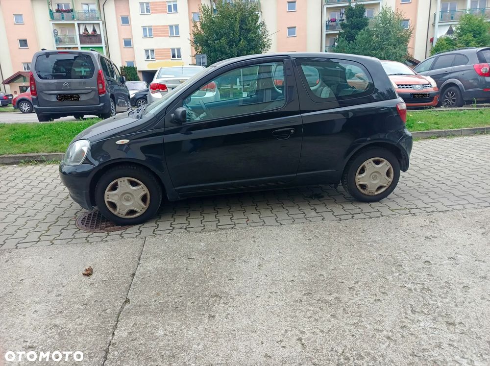 Toyota Yaris 1.3 - 2