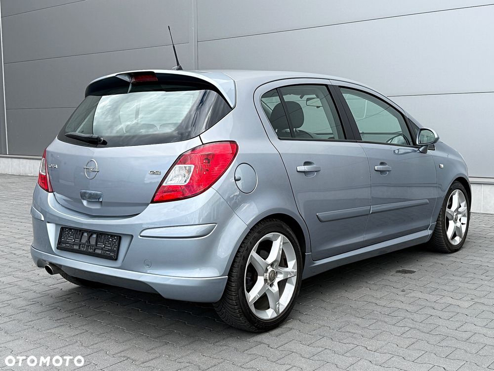 Opel Corsa 1.6 Turbo GSi - 12