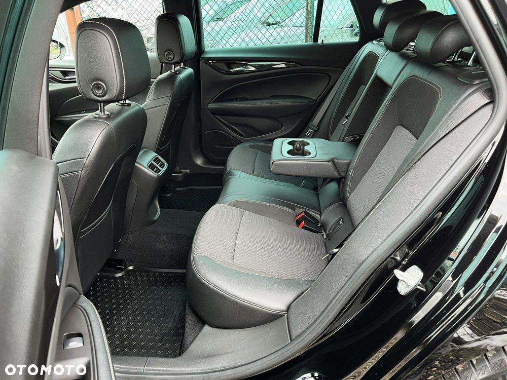 Opel Insignia 2.0 CDTI Elegance S&S - 34