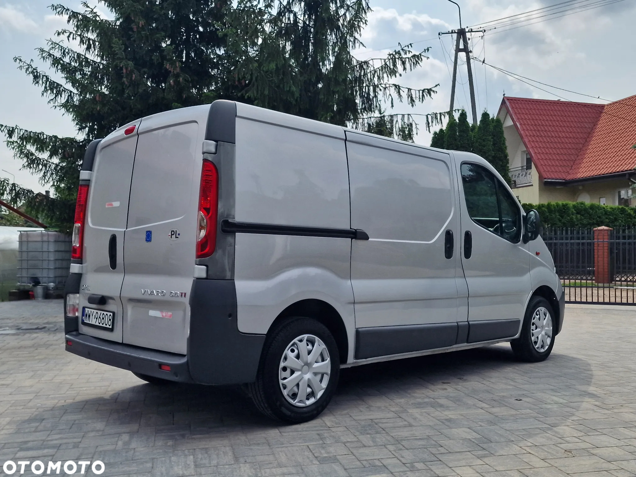 Opel Vivaro - 28