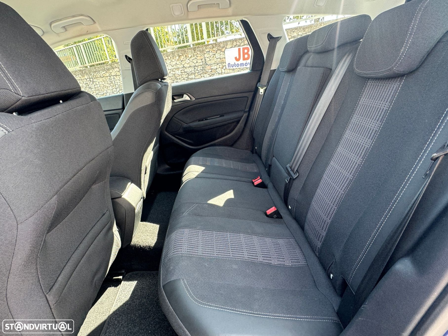 Peugeot 308 SW 1.5 BlueHDi Allure EAT8 - 12