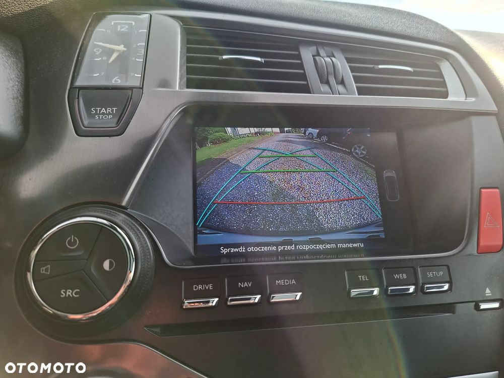 Citroën DS5 BlueHDi 150 Business Class - 12