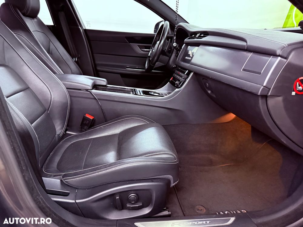Jaguar XF E-Performance Aut. R-Sport - 13