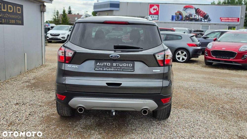 Ford Kuga 1.5 EcoBoost 2x4 Titanium - 32