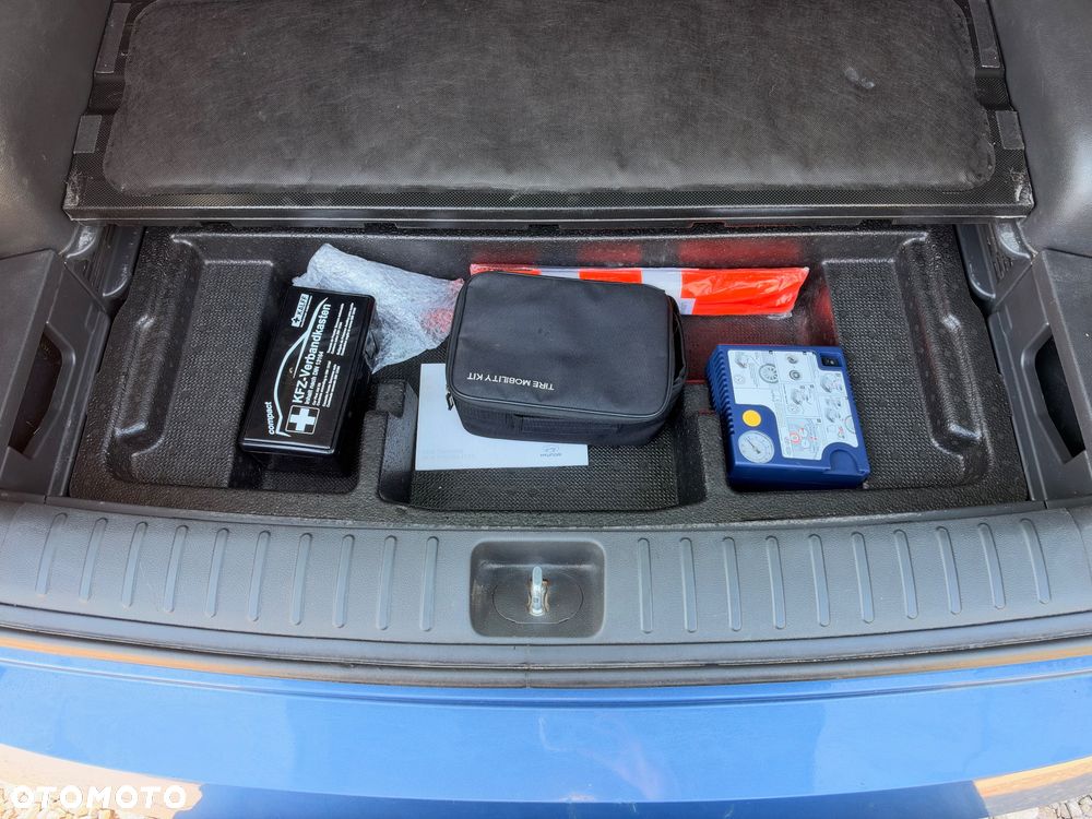 Hyundai Tucson blue 1.7 CRDi 2WD DCT Premium - 34