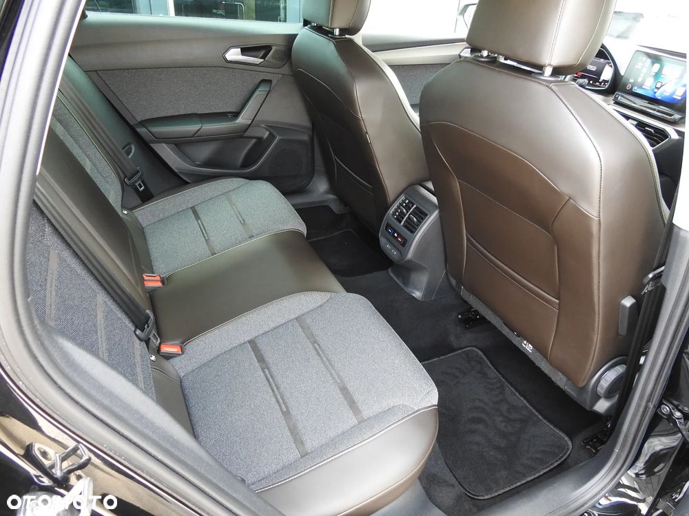 Seat Leon 1.5 eTSI Xcellence DSG - 30