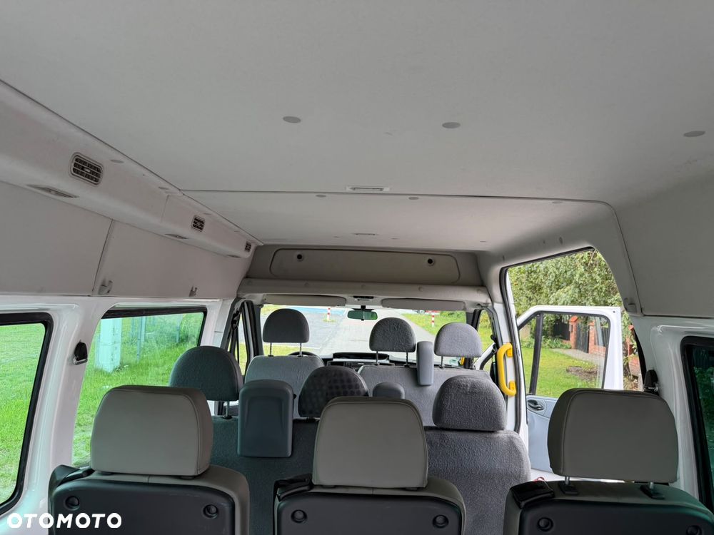 Ford Transit - 20