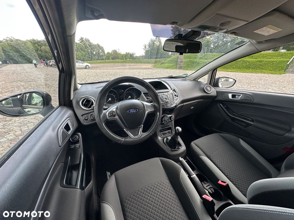 Ford Fiesta - 16