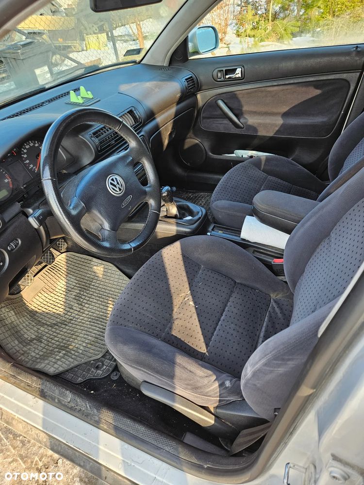 Volkswagen Passat - 7