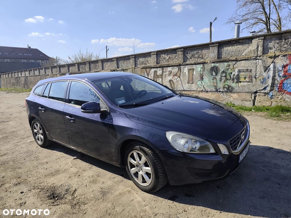 Volvo V60 D2 - 3
