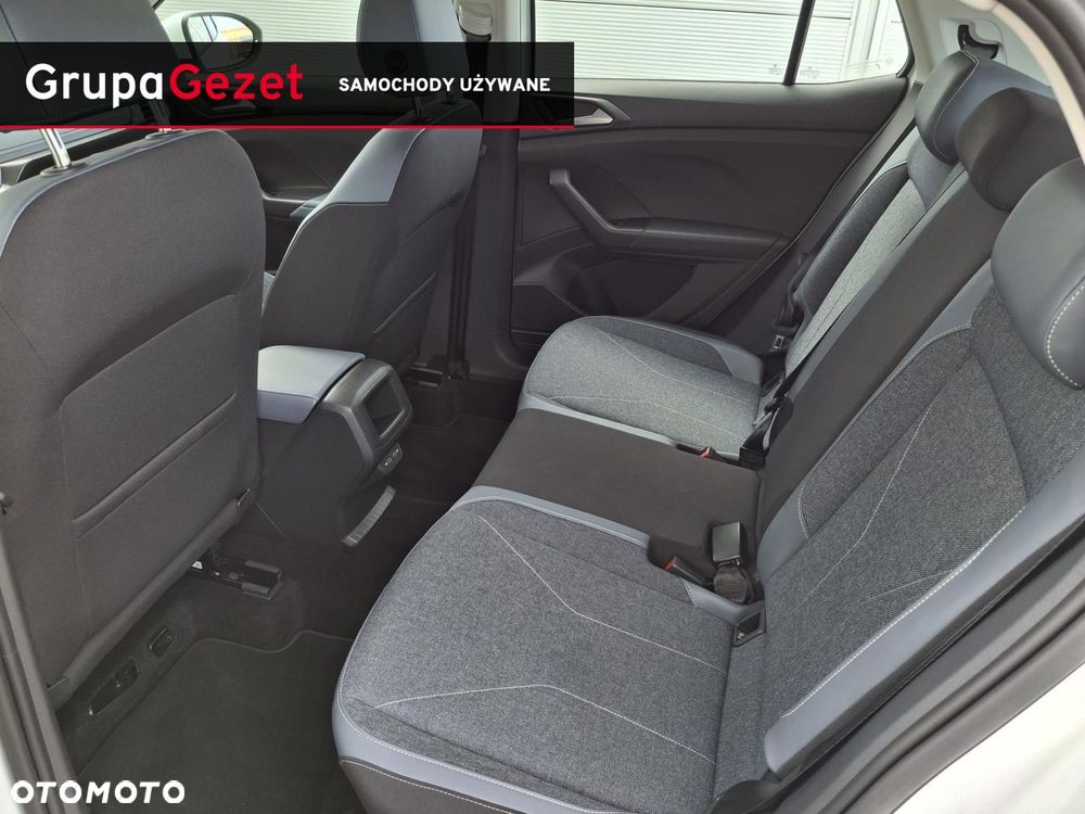 Volkswagen T-Cross - 18