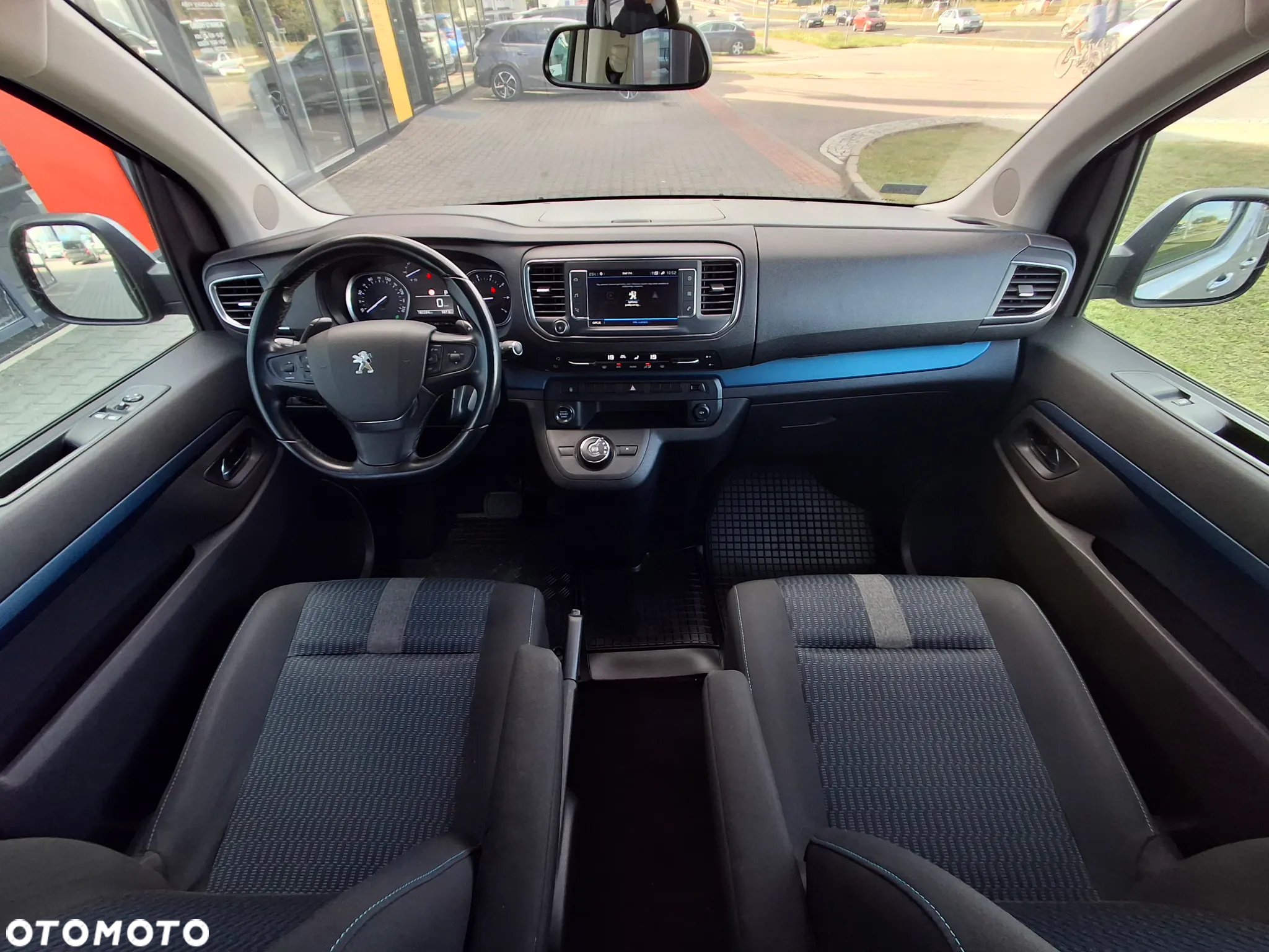 Peugeot Traveller 2.0 BlueHDi Long Business - 6