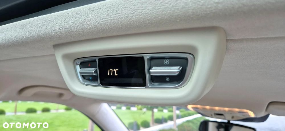 Mercedes-Benz Klasa V 300 d 4-Matic Exclusive 9G-Tronic (d³ugi) - 20