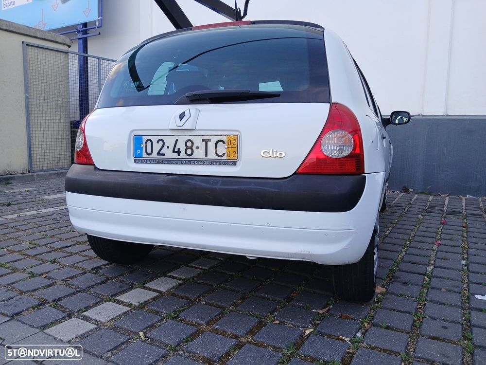 Renault Clio 1.2 Expression - 2