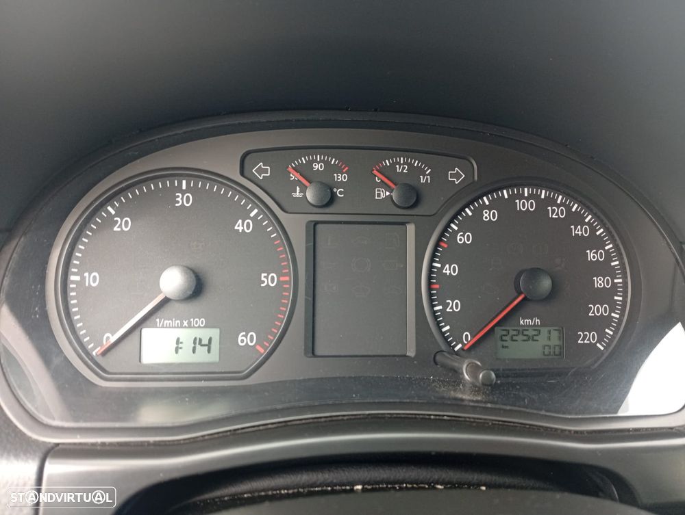VW Polo 1.4 TDi Confortline - 9