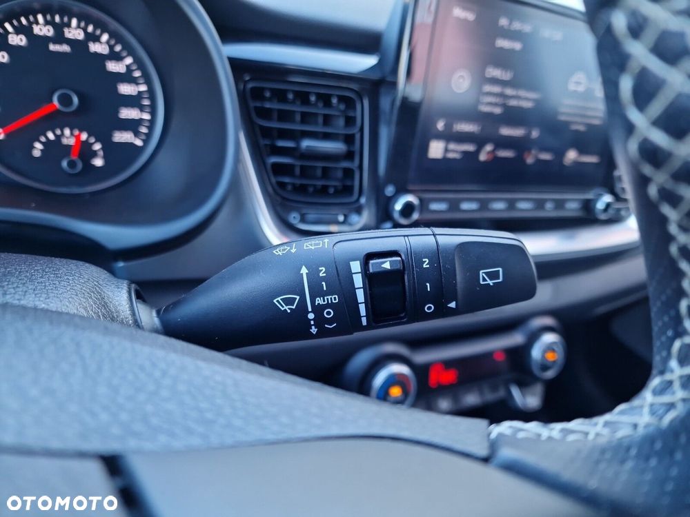 Kia Stonic 1.2 L - 24
