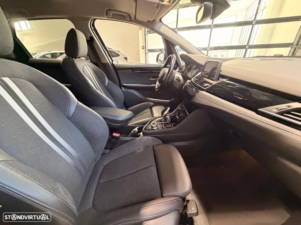 BMW 216 Active Tourer d Line Sport Auto - 17