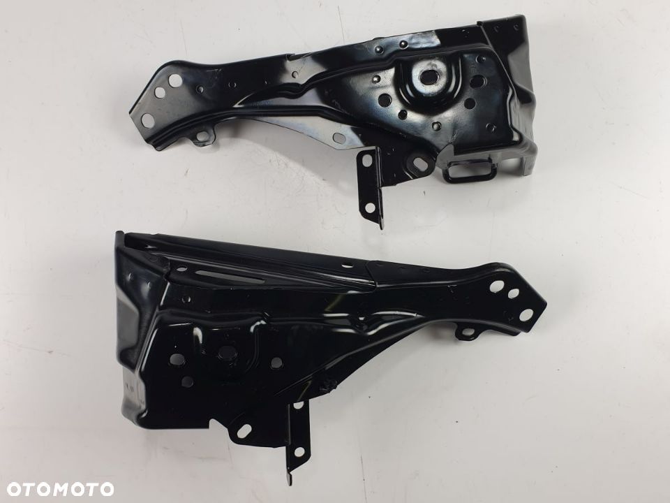 SUBARU FORESTER V 19 22r Mocowania Zaczepy ISOFIX 2.0 e BOXER - 1