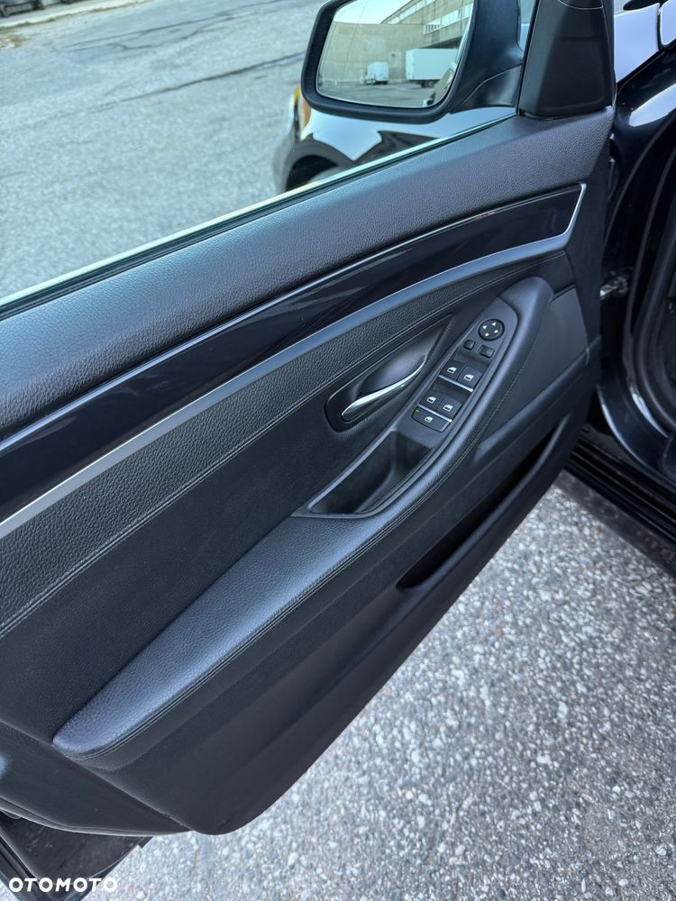 BMW Seria 5 - 16