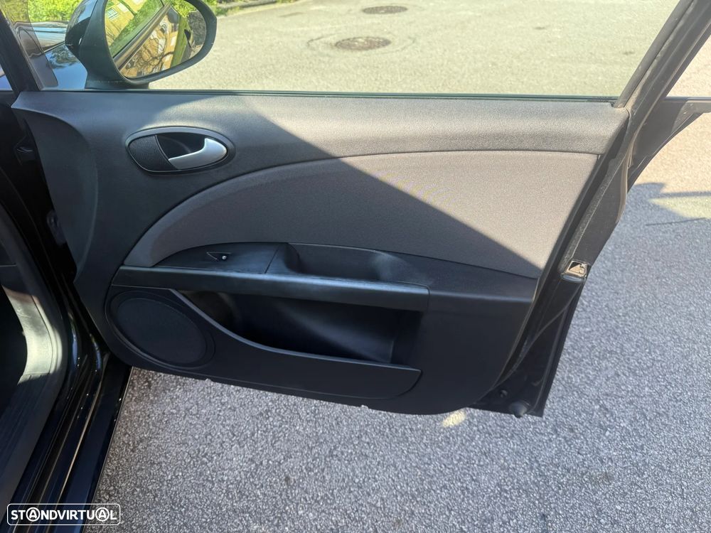 SEAT Leon 1.6 TDI Copa - 14