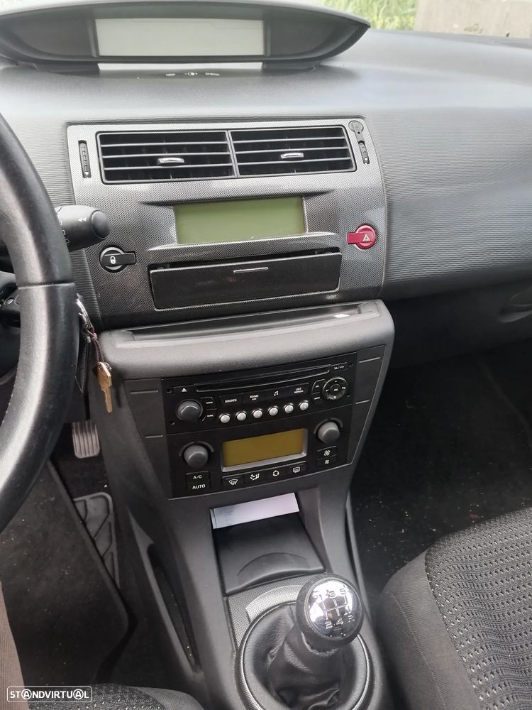 Citroën C4 1.6 HDi Business - 17