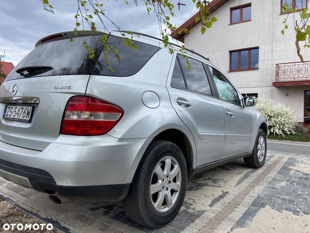 Mercedes-Benz ML - 4