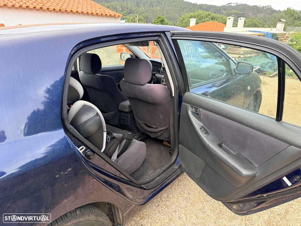 Toyota Corolla 2.0 D-4D Sol - 10
