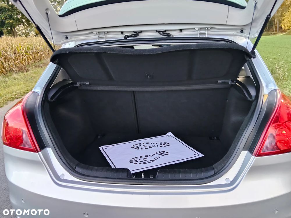 Kia Ceed - 24