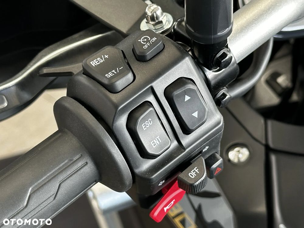 KOVE 800X Touring - 13