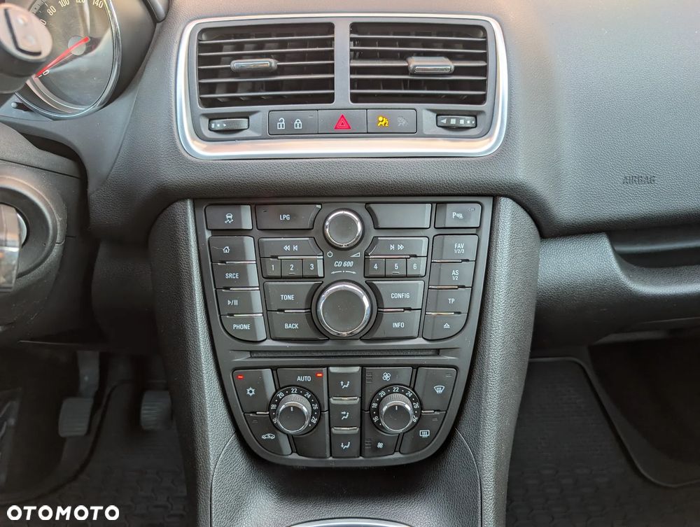 Opel Meriva 1.4 T Cosmo - 29
