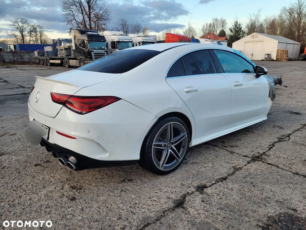 Mercedes-Benz CLA - 9