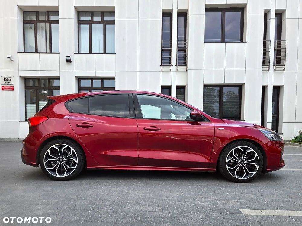 Ford Focus 1.5 EcoBlue Start-Stopp-System ST-LINE - 2
