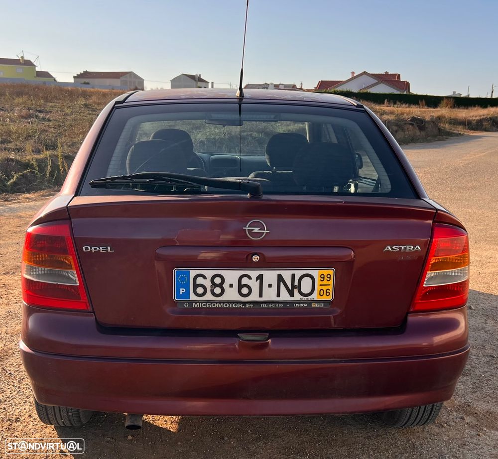 Opel Astra 2.0 Di 100 - 6