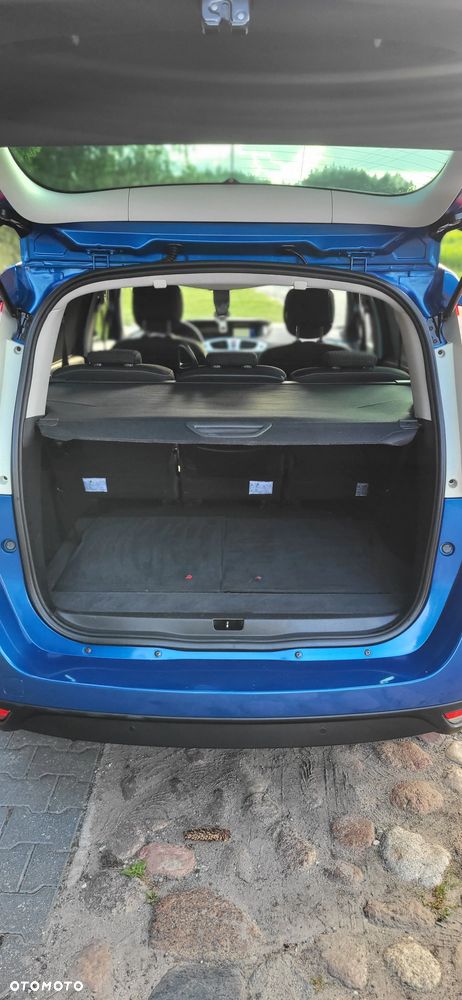 Renault Scenic 1.9 dCi Privilege - 11
