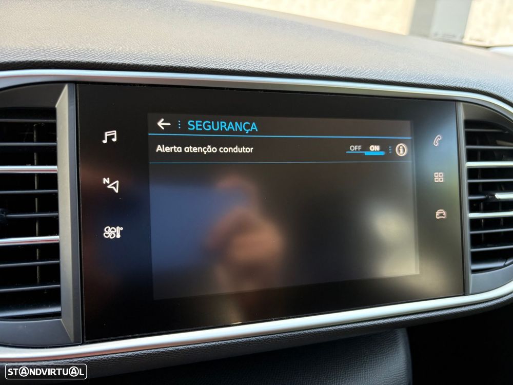 Peugeot 308 SW 1.2 PureTech Style - 30