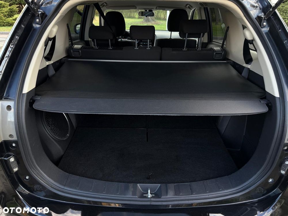 Mitsubishi Outlander 2.2 DI-D 4WD Top - 17