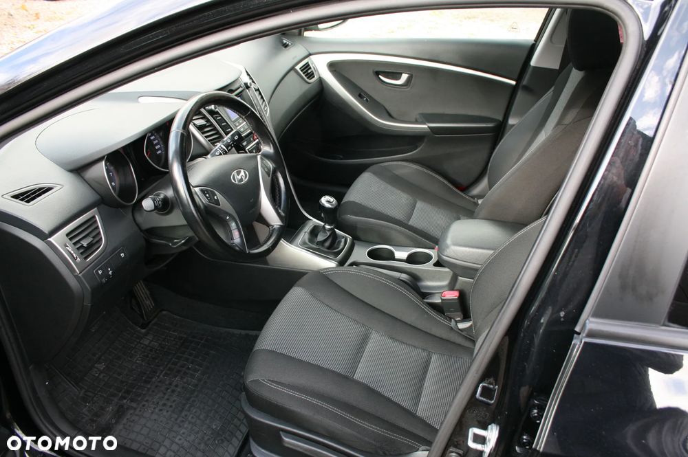 Hyundai i30 1.4 Classic + - 13