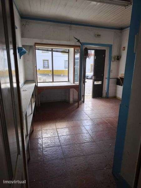 Moradia em Cabeção - Mora - Grande imagem: 2/11