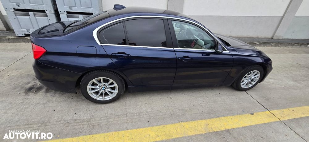 BMW Seria 3 320d xDrive Modern Line - 2