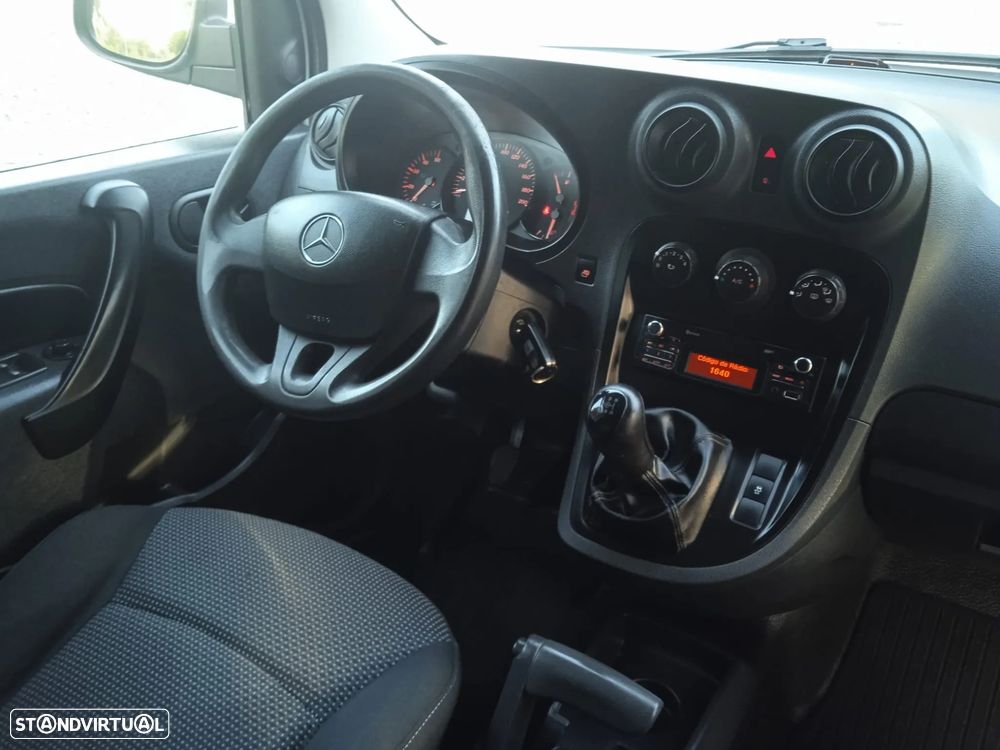 Mercedes-Benz Citan Van Normal 109 Cdi 90cv Plus 5 portas - 23