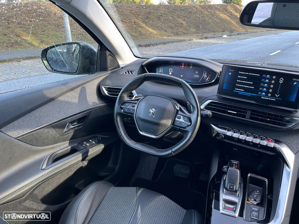 Peugeot 3008 1.5 BlueHDi Allure EAT8 - 23