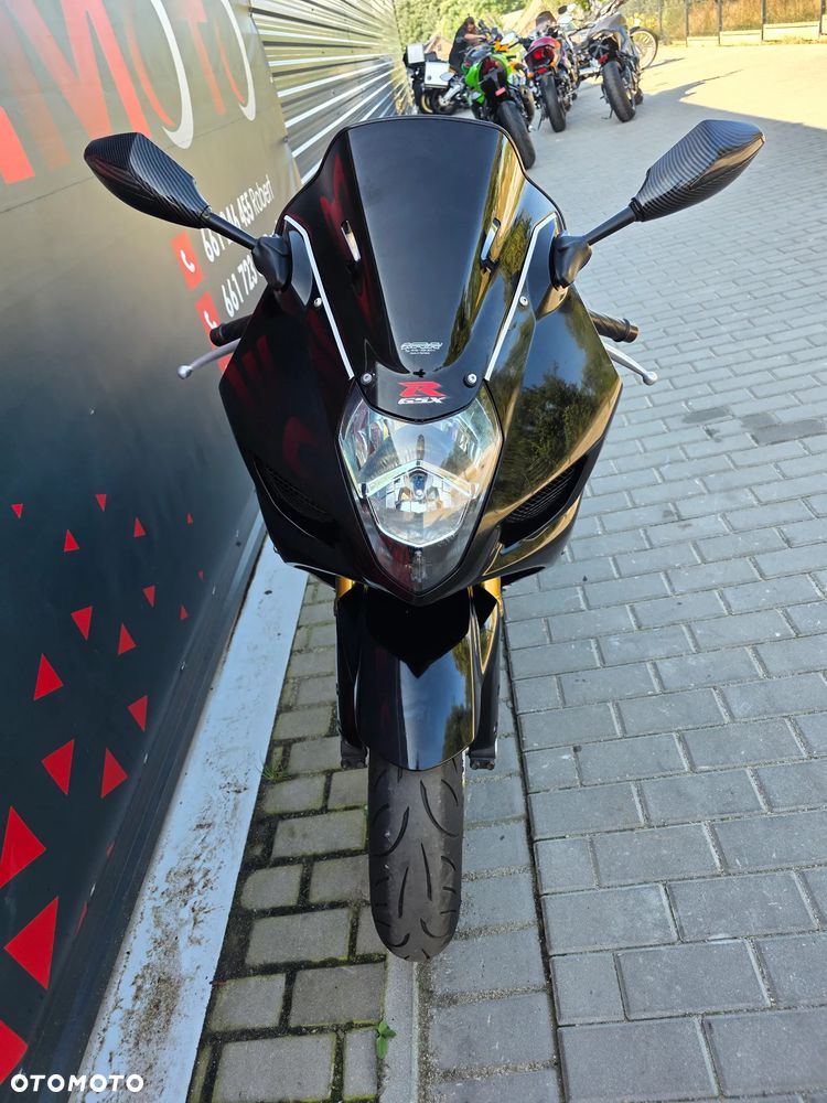 Suzuki GSX-R - 16