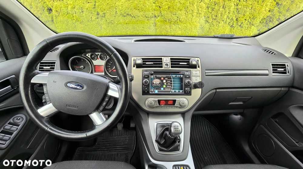 Ford Kuga 2.0 TDCi Trend - 4